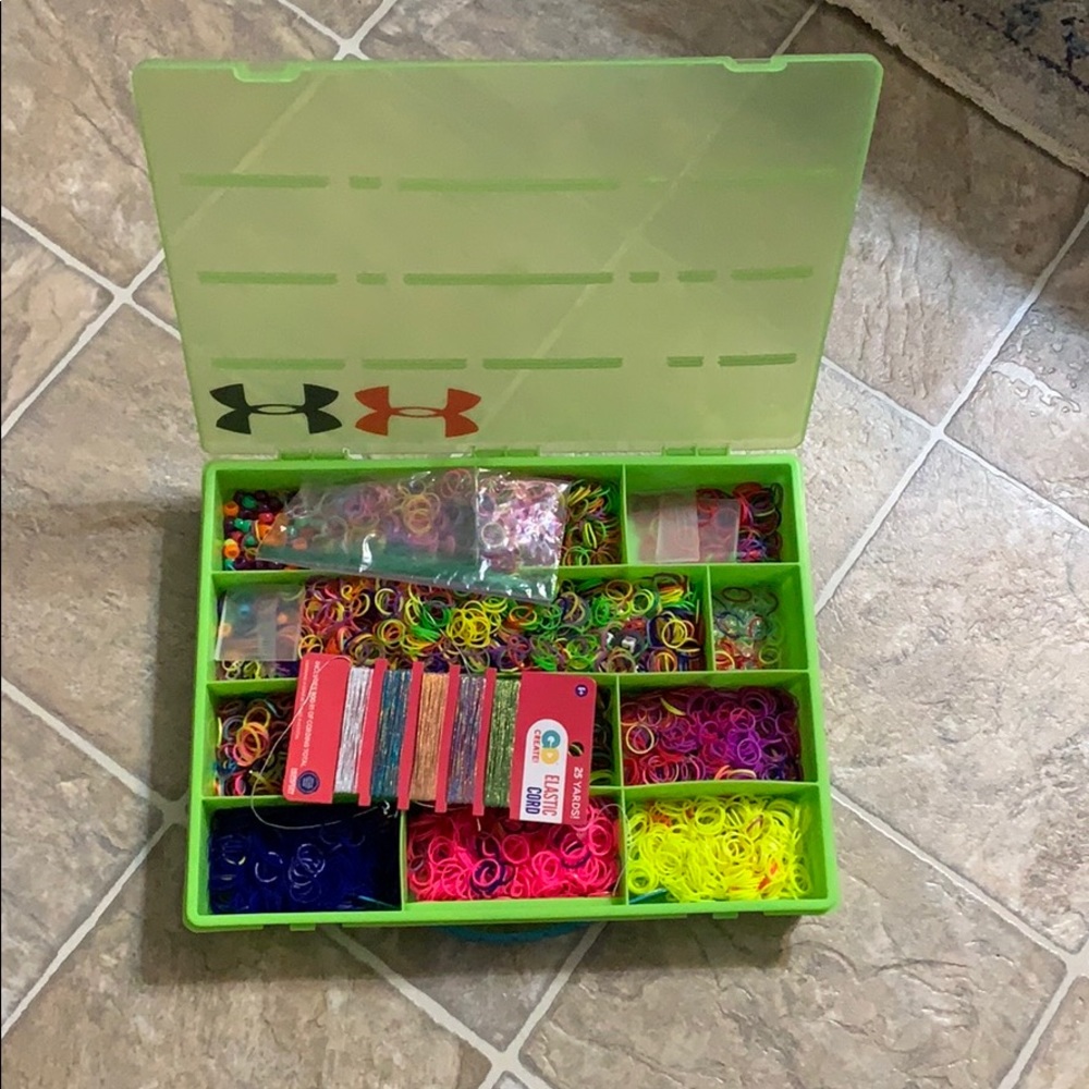 beads and bands to make bracelets